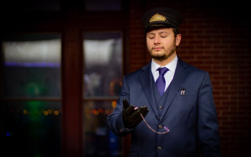 Behind the scenes — the Conductor, Polar Express live production