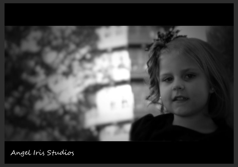 Park maternity session — big sister in black and white (as Angel Iris)
