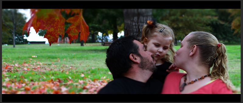 Park maternity session — a kiss for the baby (as Angel Iris)